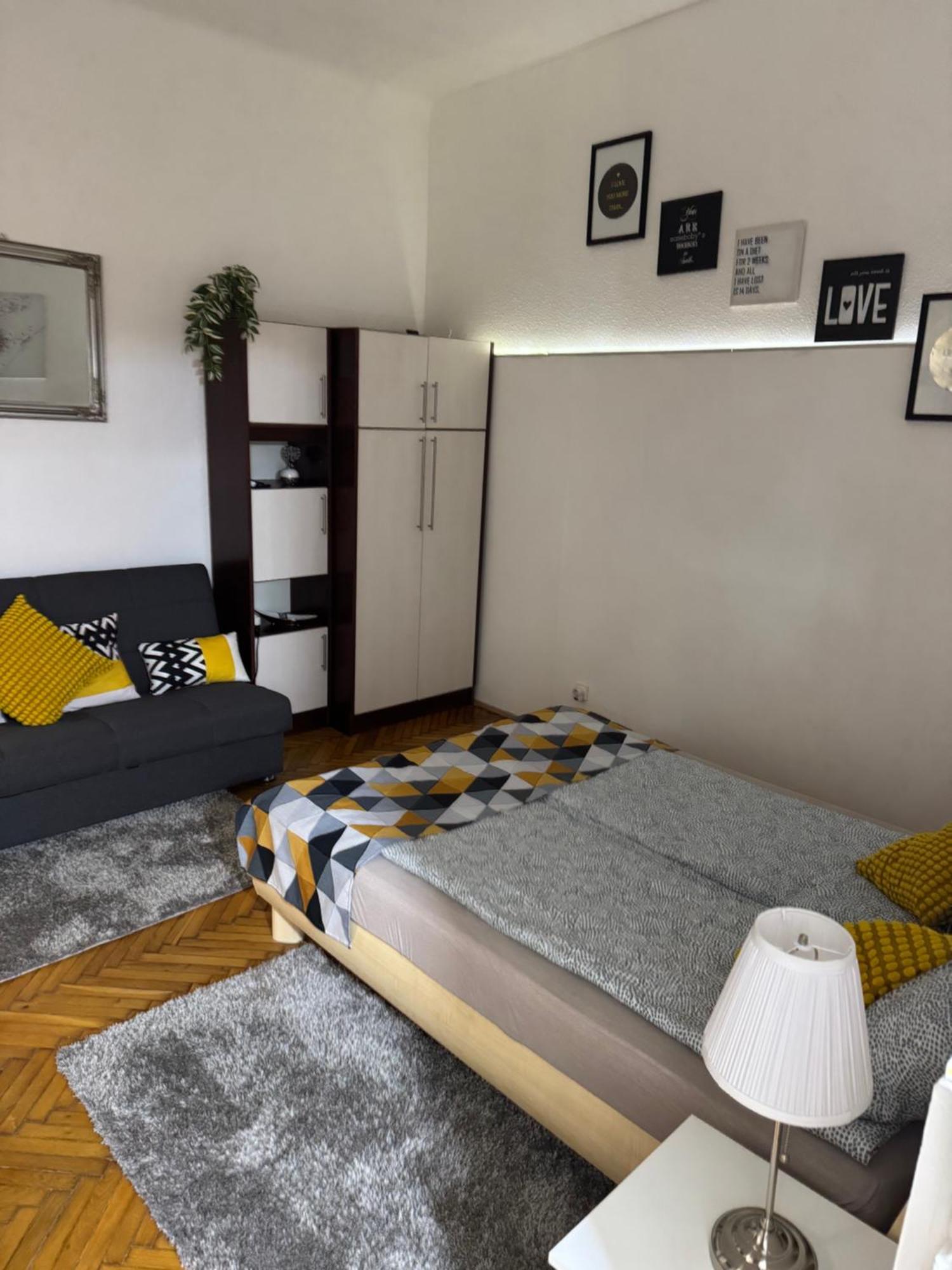 Small Cosy Apartment Near The Famous Westend City Center 부다페스트 외부 사진